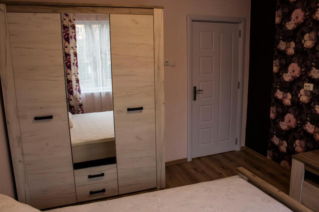 Ultraviolet Apartment Варна Екстериор снимка